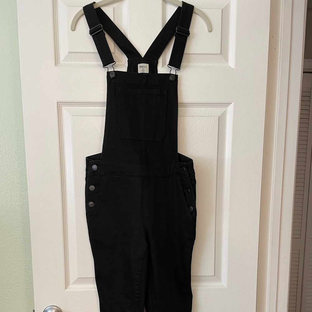 Gap black stretchy denim overalls.
